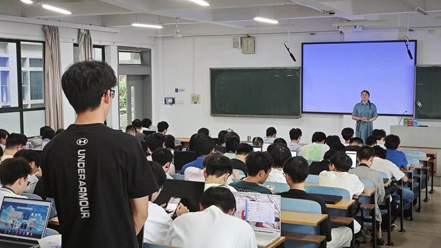 5e2a7acbcd7c243c09fe9d56e6502ad